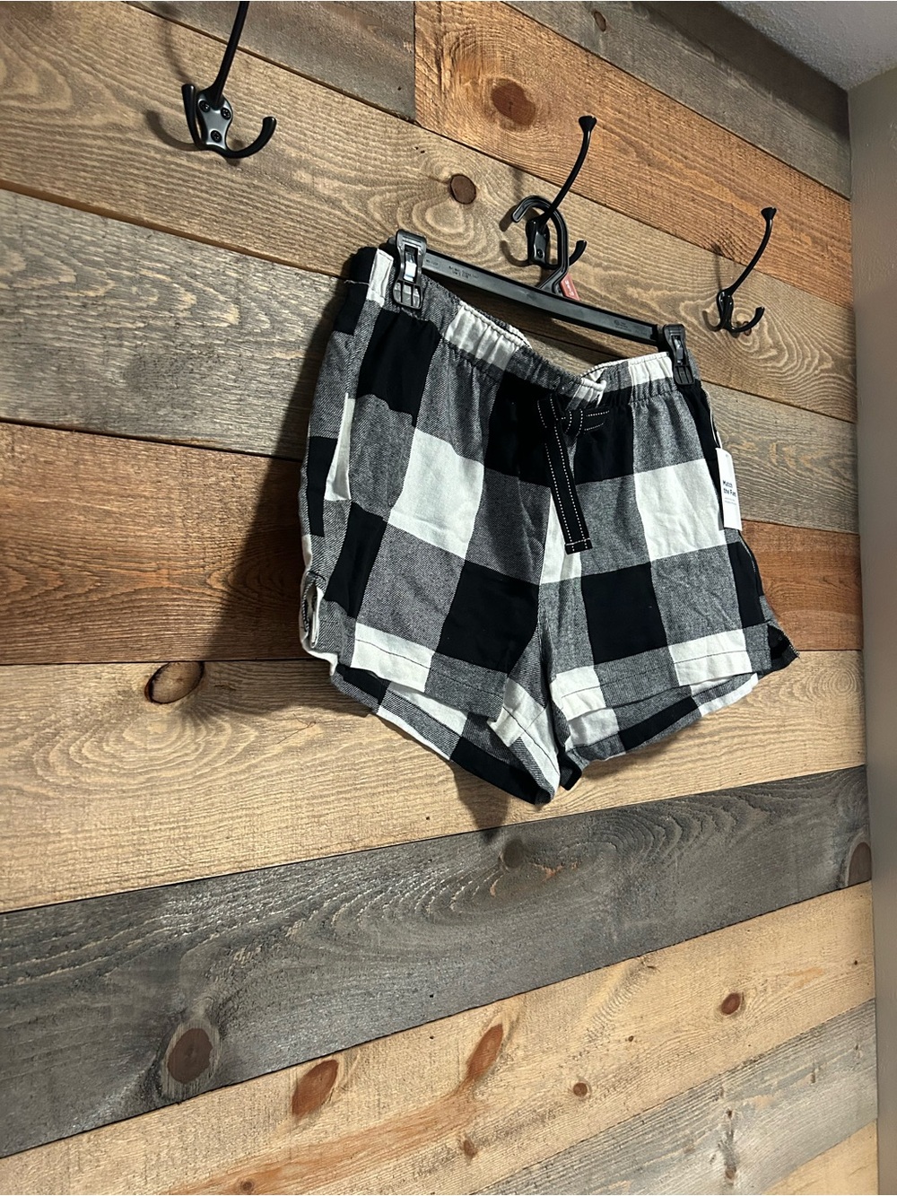 Old Navy Black & White Buffalo Plaid Lounge Shorts
